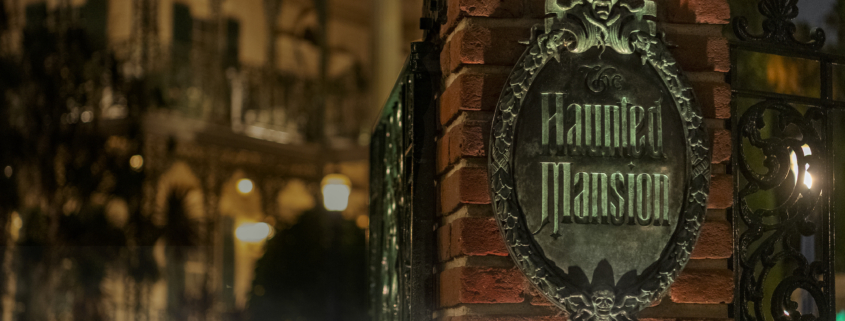 The Haunted Mansion - Entrance